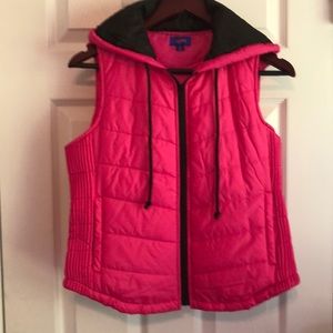 Pink quilted vest with pockets